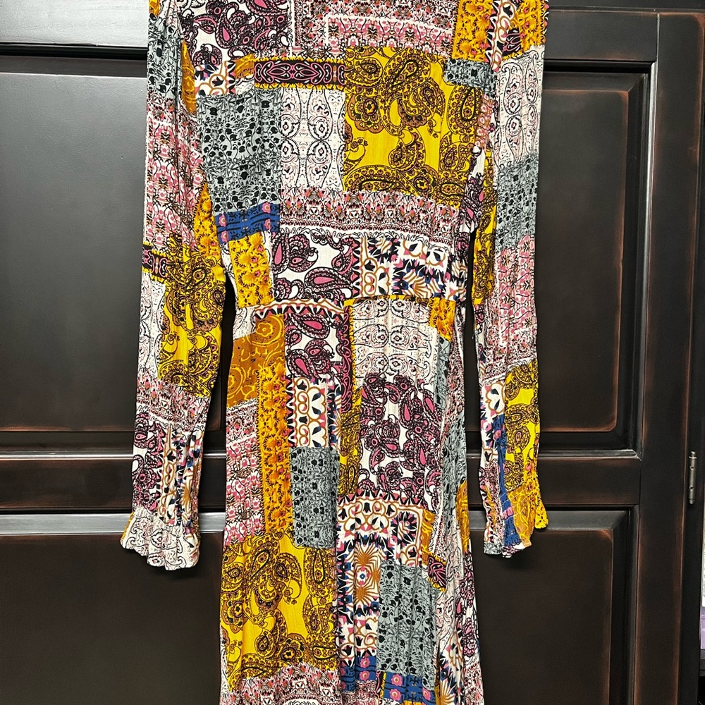 Skies Are Blue Casual Yellow and Red Sheath Dress with Long Bishop Sleeves